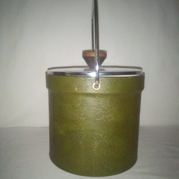 MCM Faux Leather Ice Bucket: Wooden Knob. Vintage. Retro - Picture 2 of 7